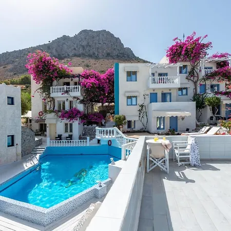 We Offer A Pleasant In A Beautiful Setting Apartment *