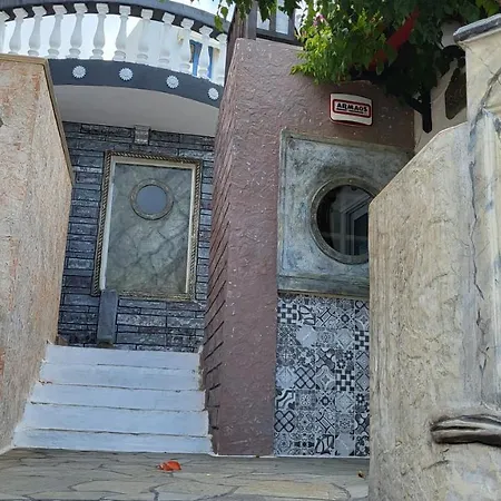 Apartment We Offer A Pleasant In A Beautiful Setting *